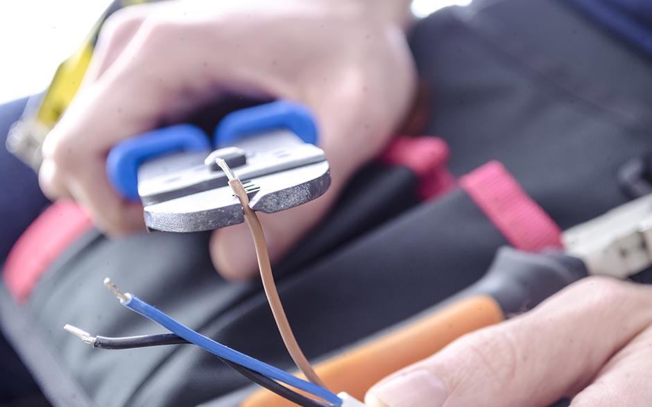 cherche électricien pas cher Saint-Germain-en-Laye